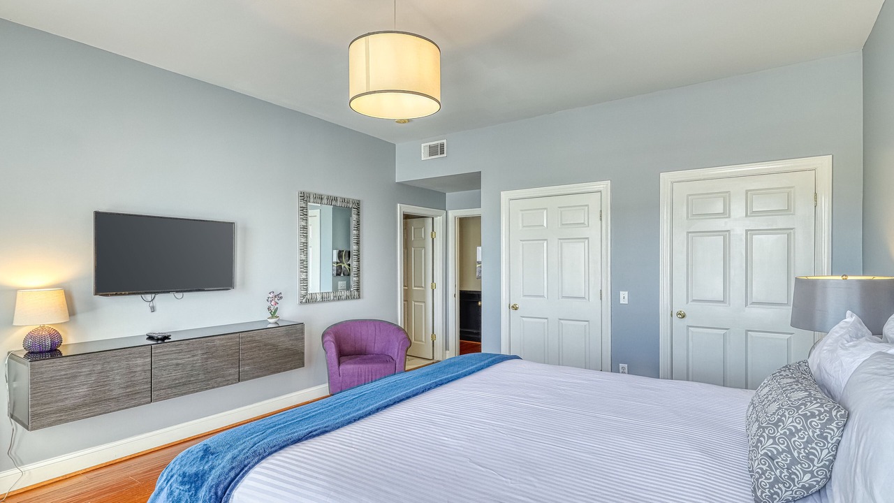 Photo of Bedroom in Old West Broad Neighborhood