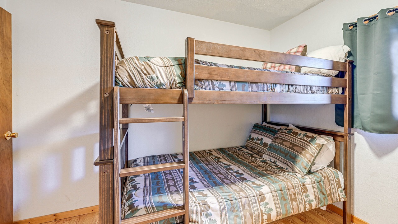 Photo of Bedroom in Bryson City