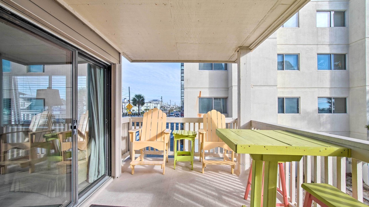 Photo of Patio Balcony in Wilmington Beach