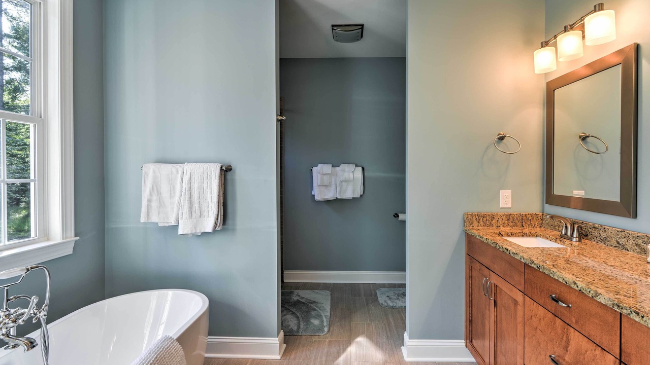 Photo of Bathroom in Minnesott Beach