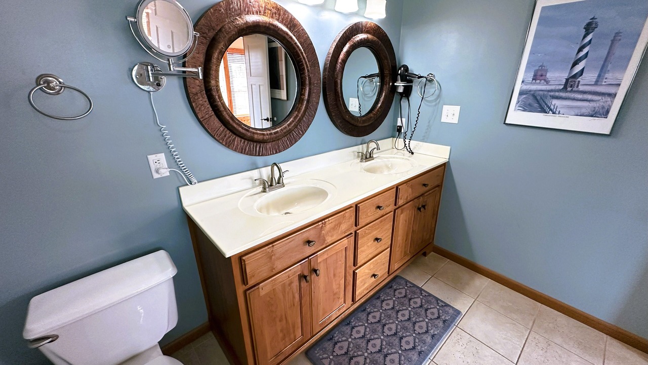Photo of Bathroom in Nags Head