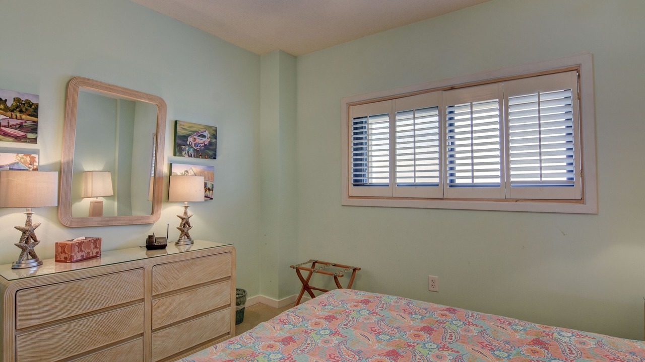Photo of Bedroom in Shell Island