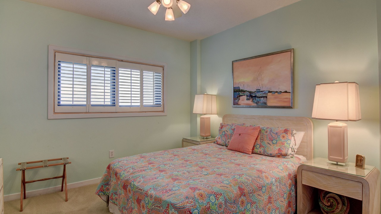 Photo of Bedroom in Shell Island