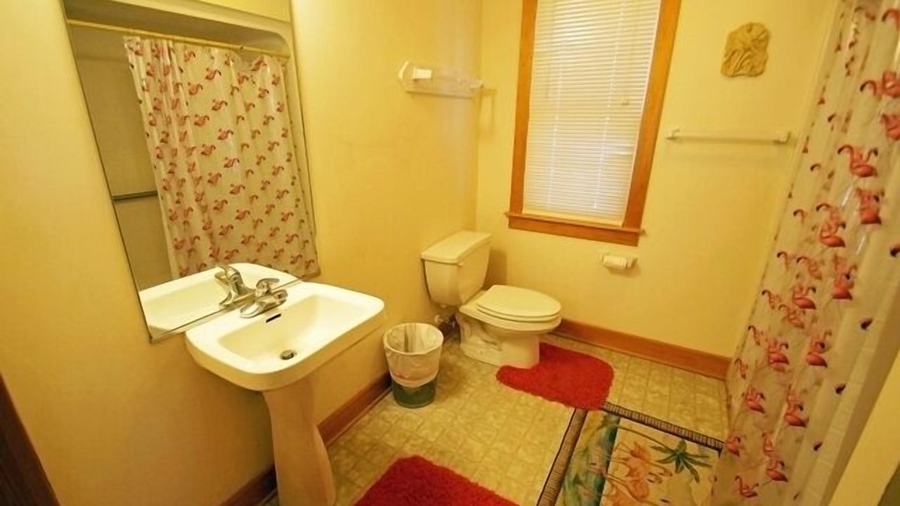 Photo of Bathroom in Kitty Hawk