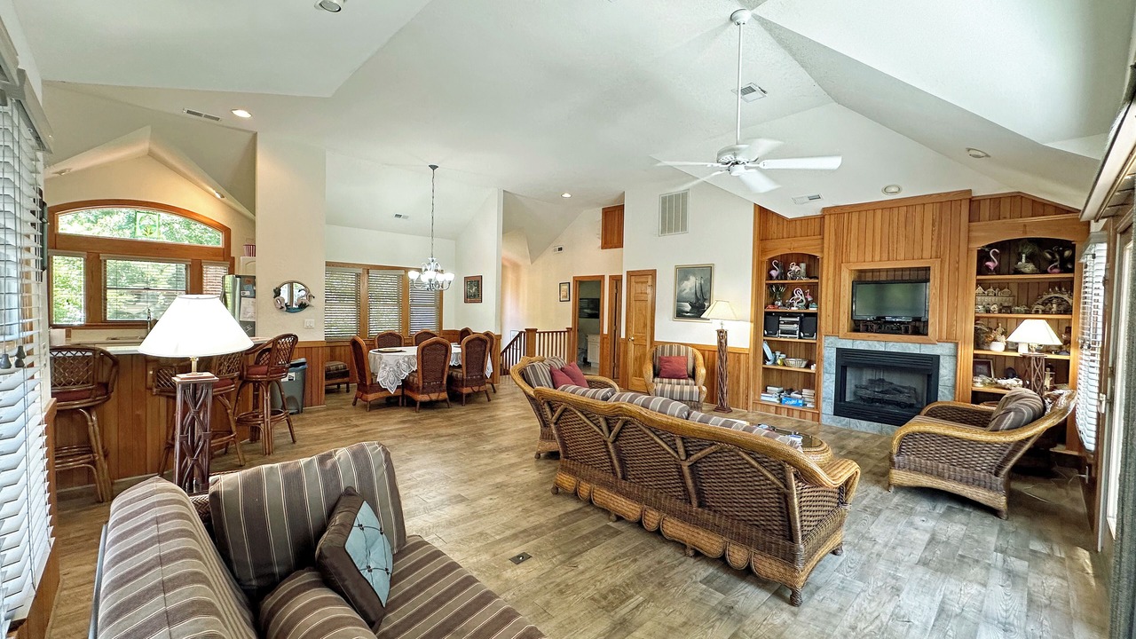 Photo of Livingroom in Kitty Hawk