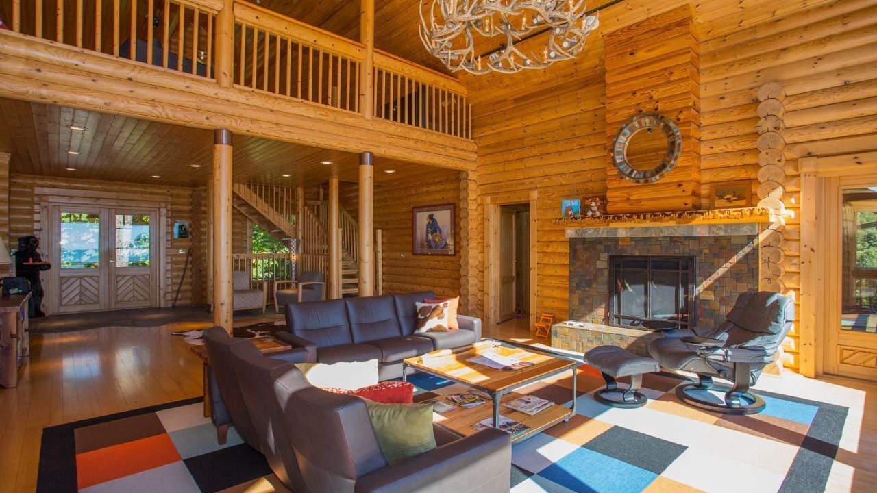 Photo of Livingroom in Old Fort