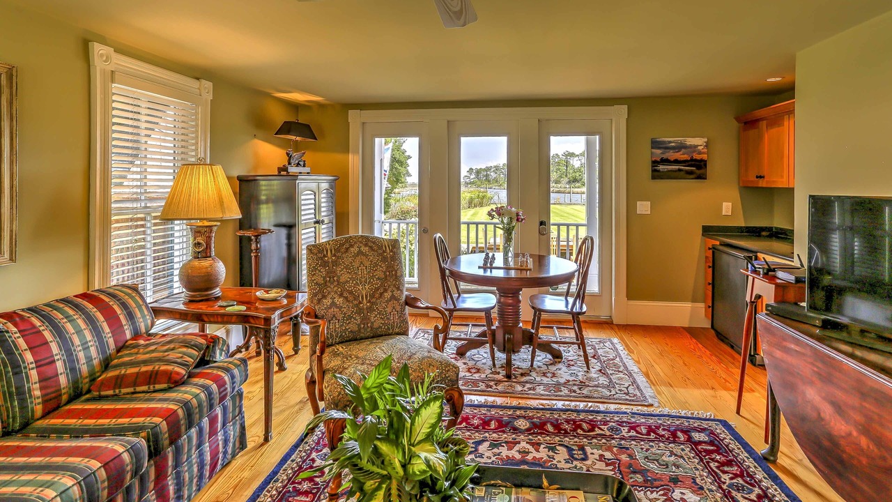 Photo of Livingroom in Historic Downtown Manteo