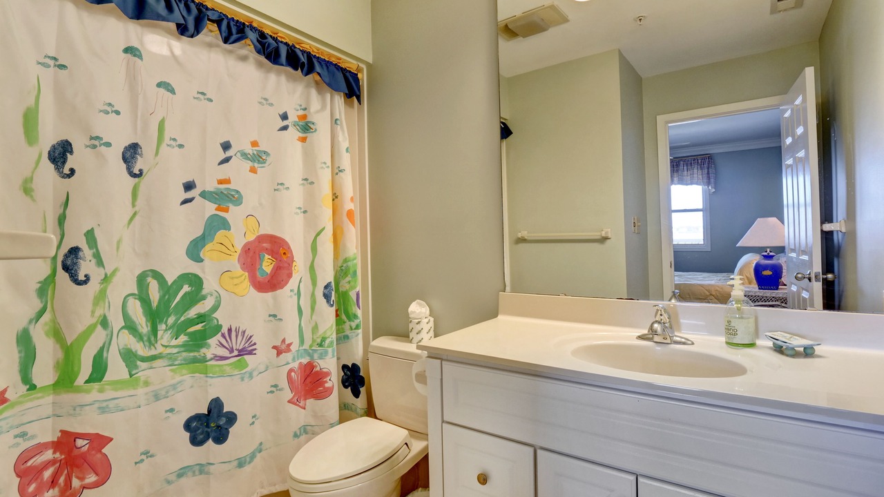 Photo of Bathroom in Shell Island