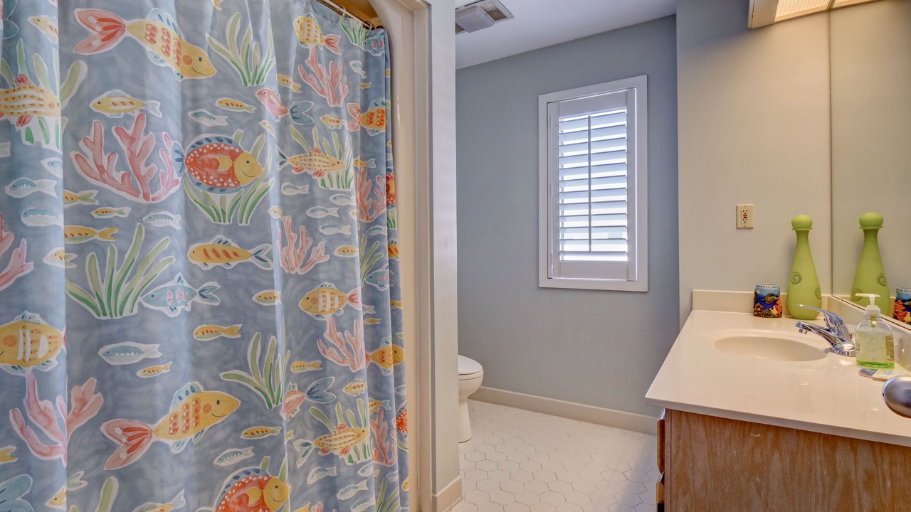 Photo of Bathroom in Shell Island