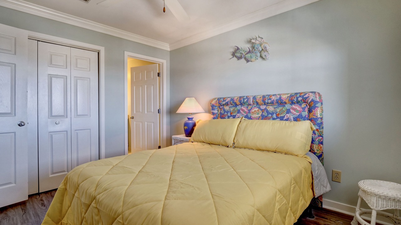 Photo of Bedroom in Shell Island
