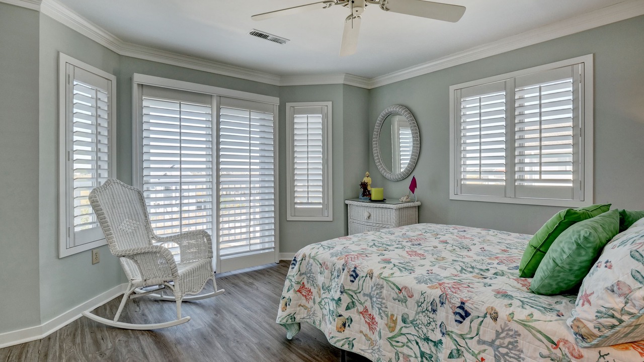 Photo of Bedroom in Shell Island