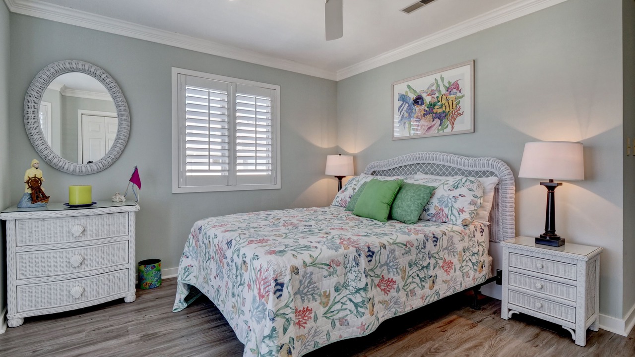 Photo of Bedroom in Shell Island
