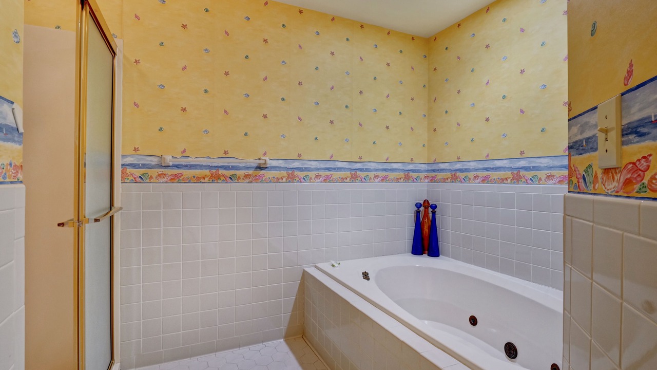Photo of Bathroom in Shell Island
