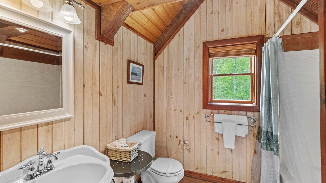 Photo of Bathroom in Banner Elk