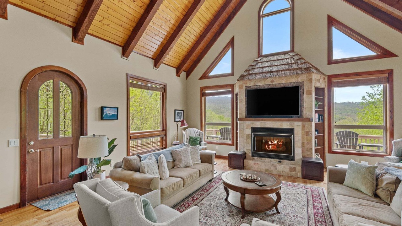 Photo of Livingroom in Banner Elk