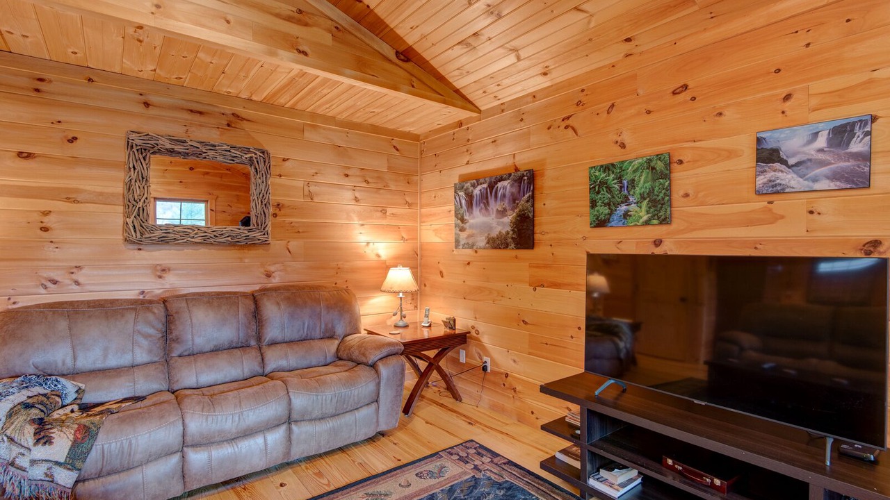 Photo of Livingroom in Boone