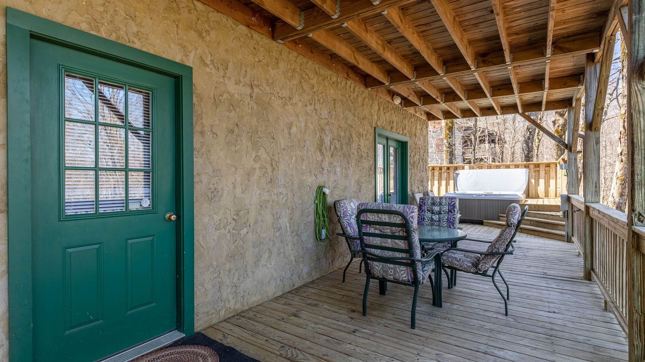 Photo of Patio Balcony in Blowing Rock