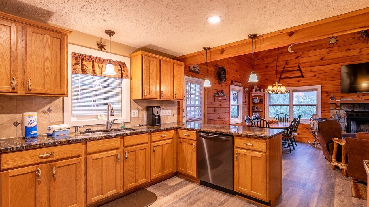 Photo of Kitchen in Blowing Rock