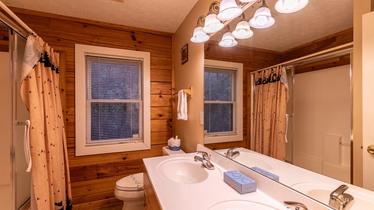 Photo of Bathroom in Blowing Rock