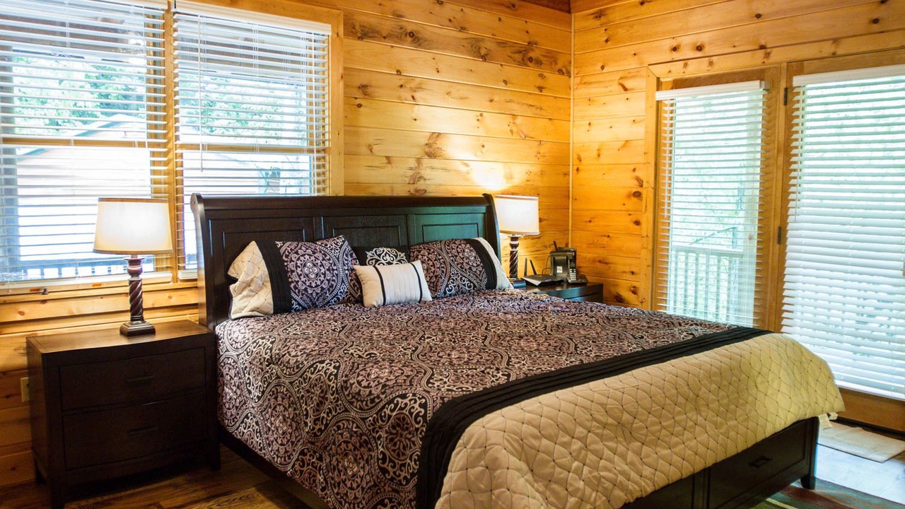 Photo of Bedroom in Maggie Valley