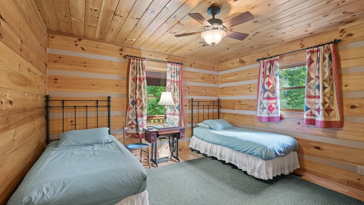 Photo of Bedroom in Boone
