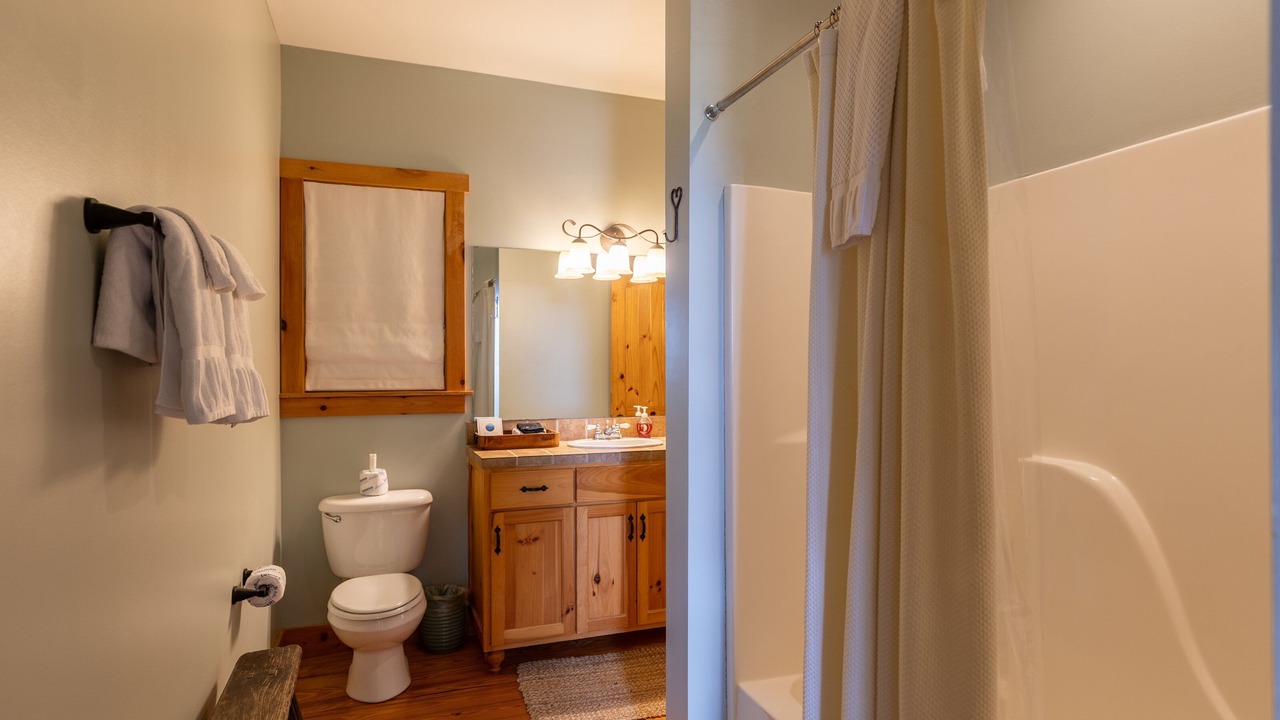 Photo of Bathroom in Blowing Rock