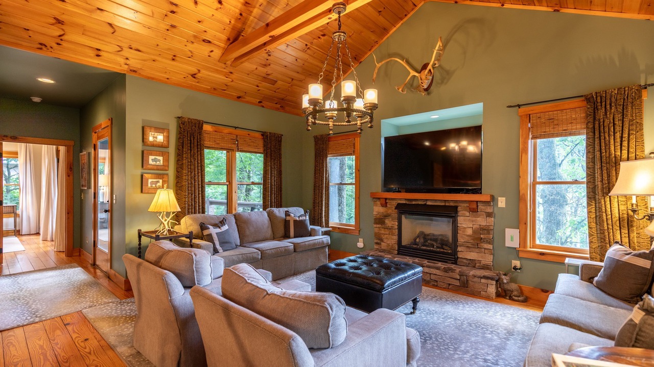 Photo of Livingroom in Blowing Rock