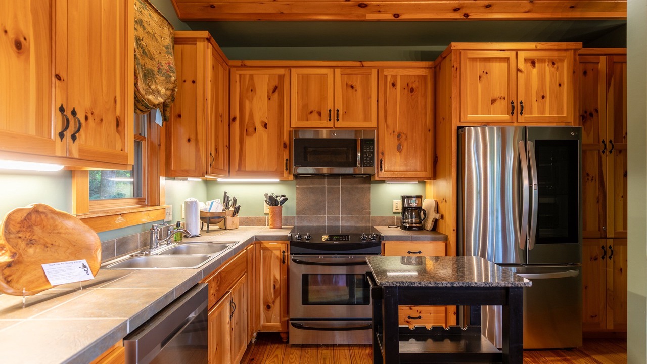 Photo of Kitchen in Blowing Rock