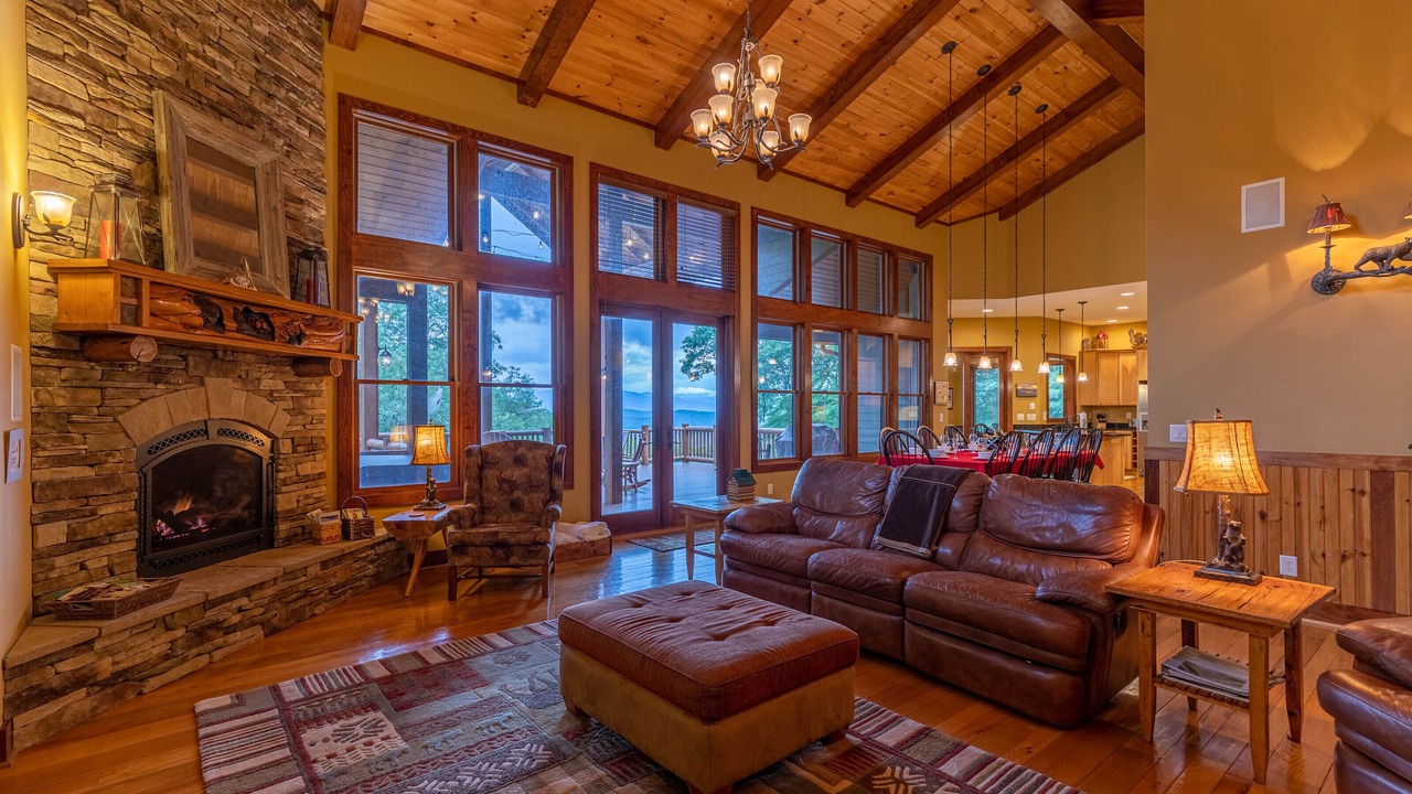 Photo of Livingroom in Blowing Rock