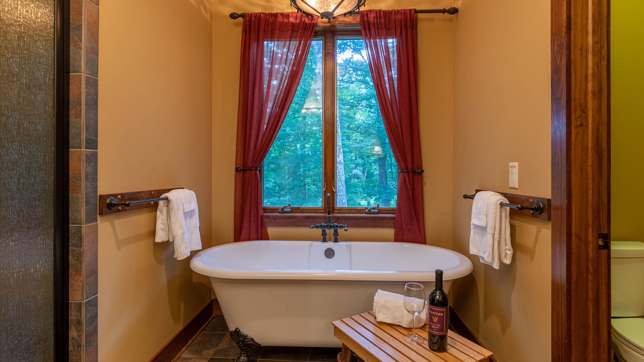 Photo of Bathroom in Blowing Rock