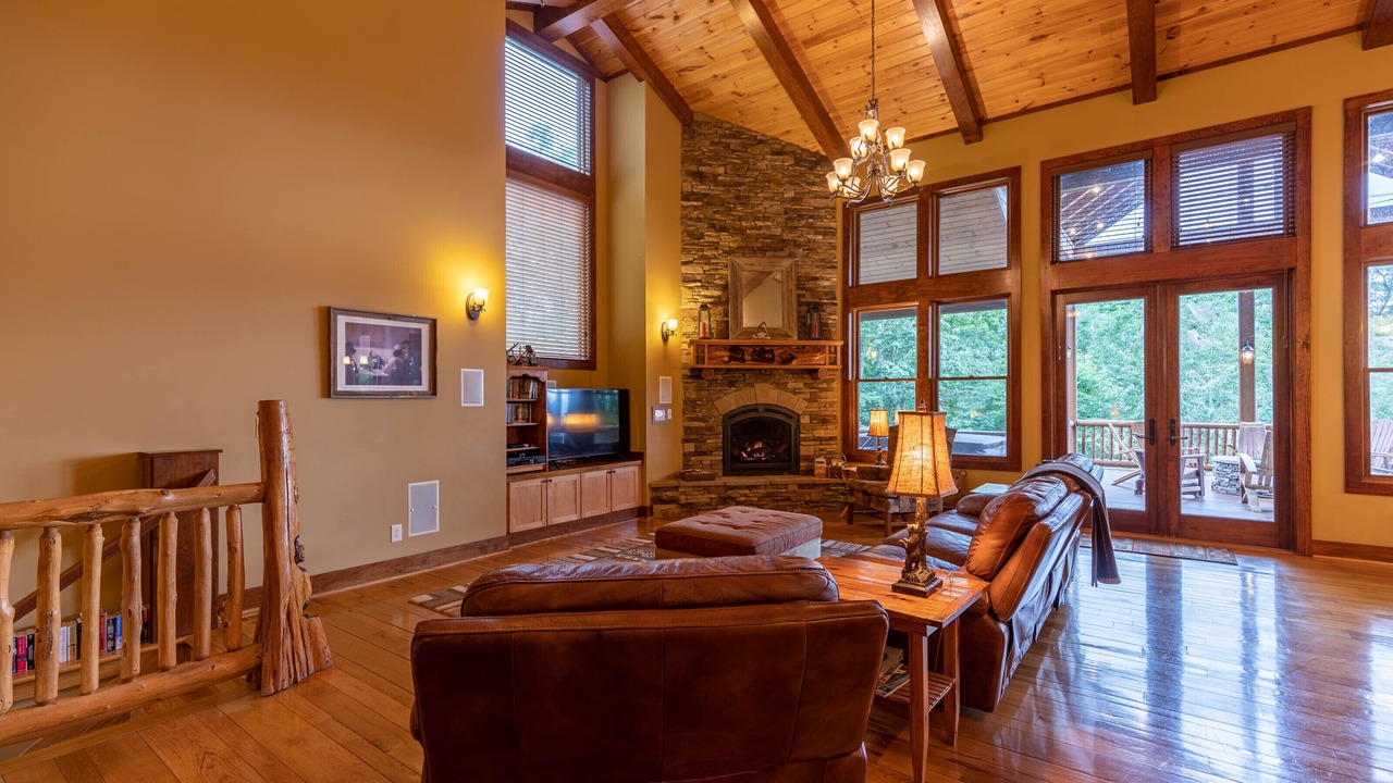 Photo of Livingroom in Blowing Rock