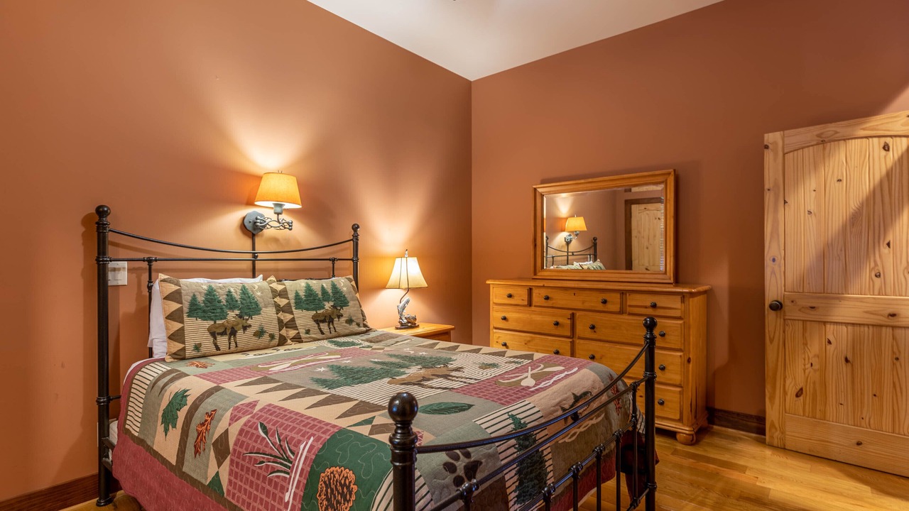 Photo of Bedroom in Blowing Rock