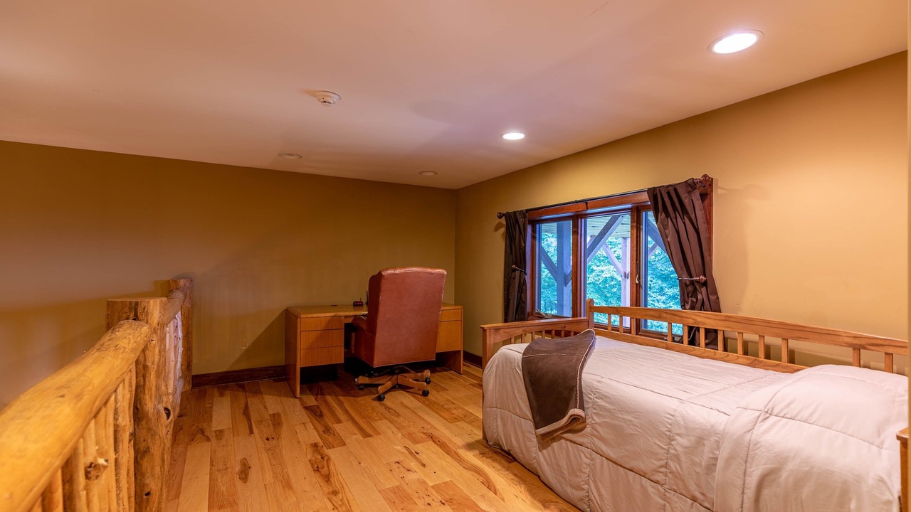 Photo of Bedroom in Blowing Rock