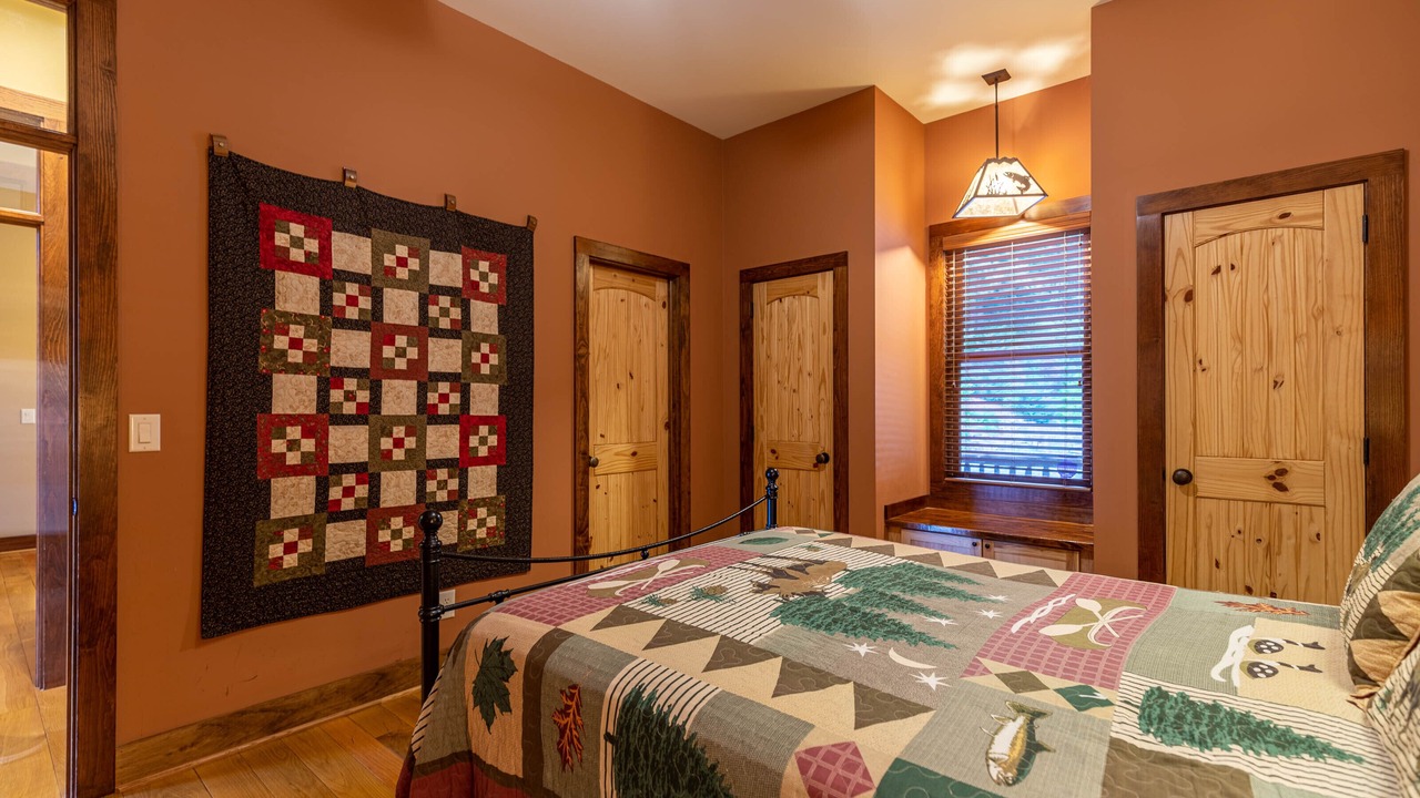 Photo of Bedroom in Blowing Rock