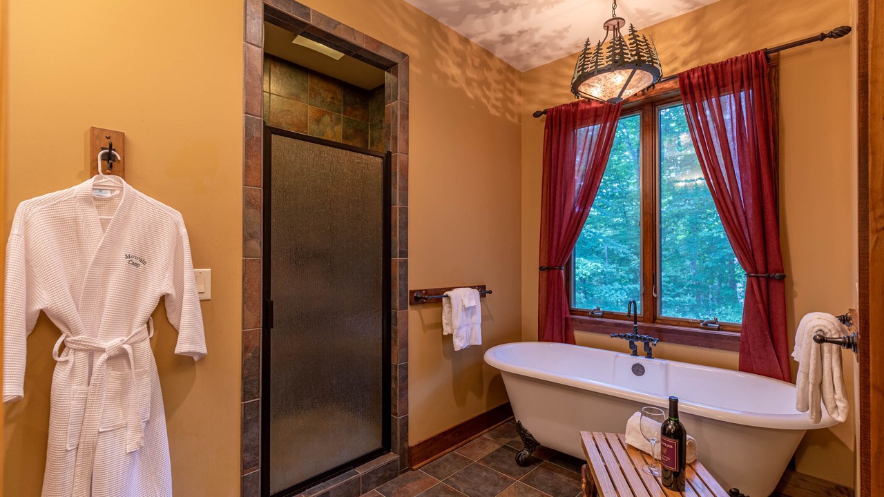 Photo of Bathroom in Blowing Rock