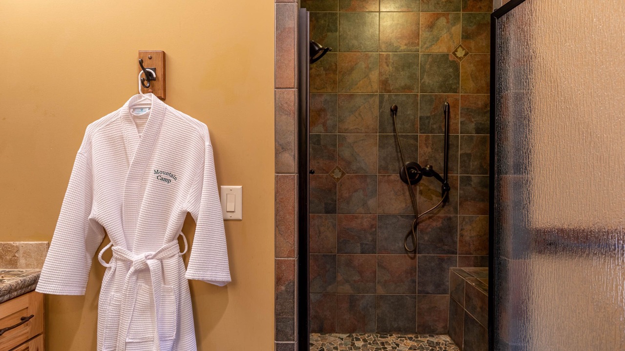 Photo of Bathroom in Blowing Rock