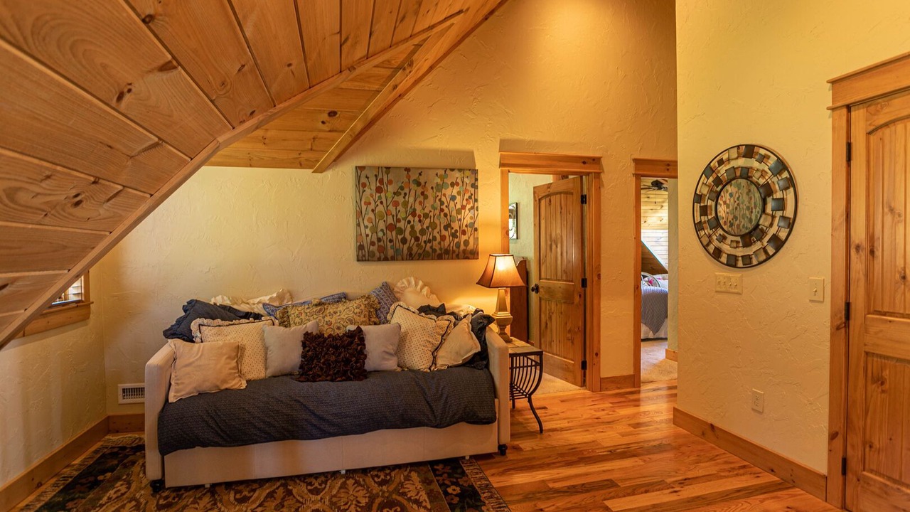Photo of Livingroom in Boone