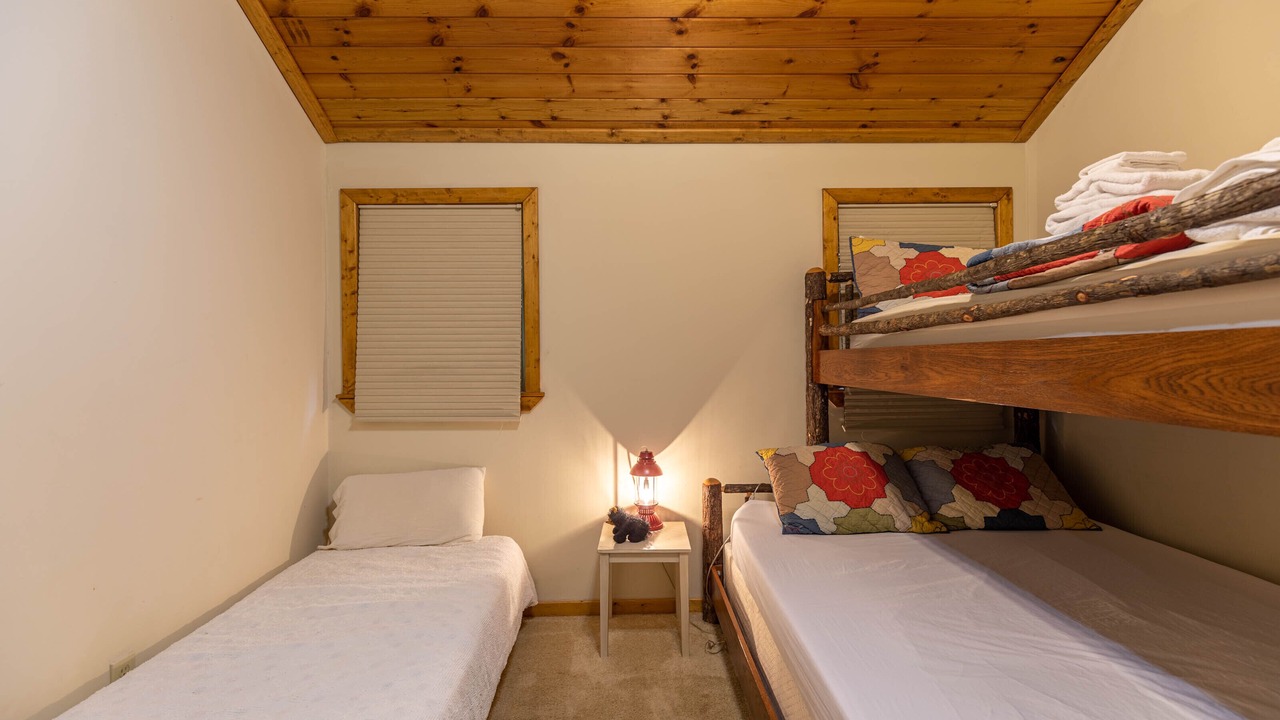 Photo of Bedroom in Seven Devils