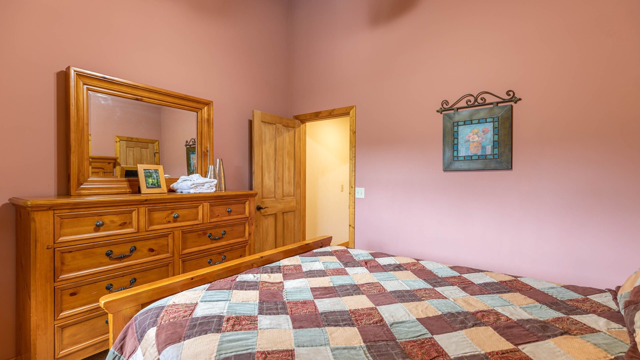 Photo of Bedroom in Seven Devils