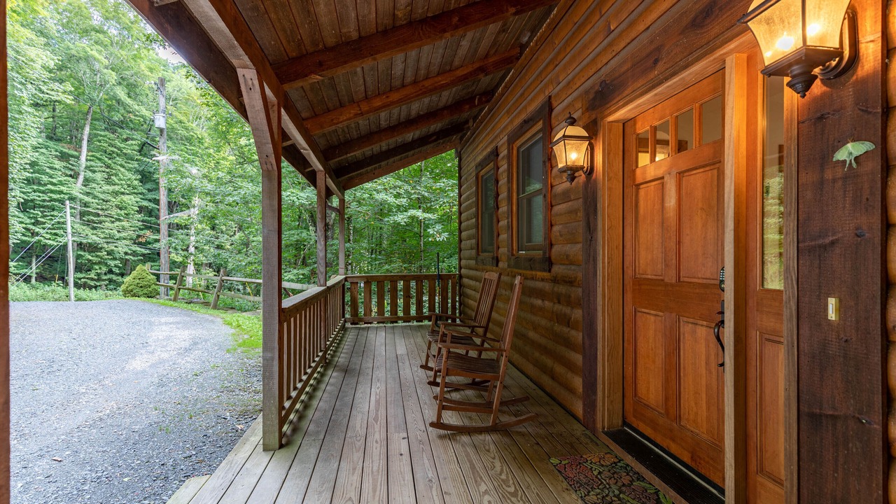 Photo of Patio Balcony in Seven Devils