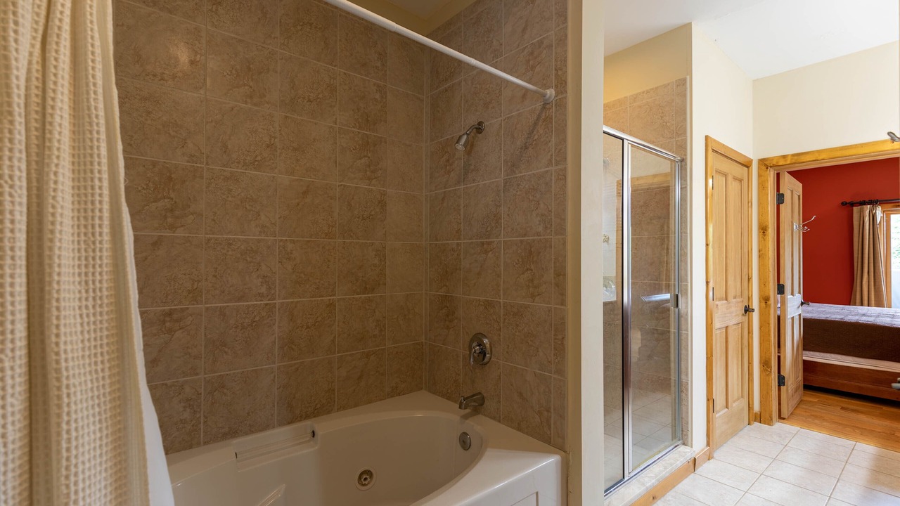 Photo of Bathroom in Seven Devils
