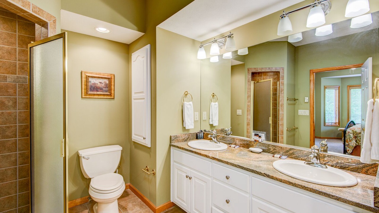 Photo of Bathroom in Blowing Rock