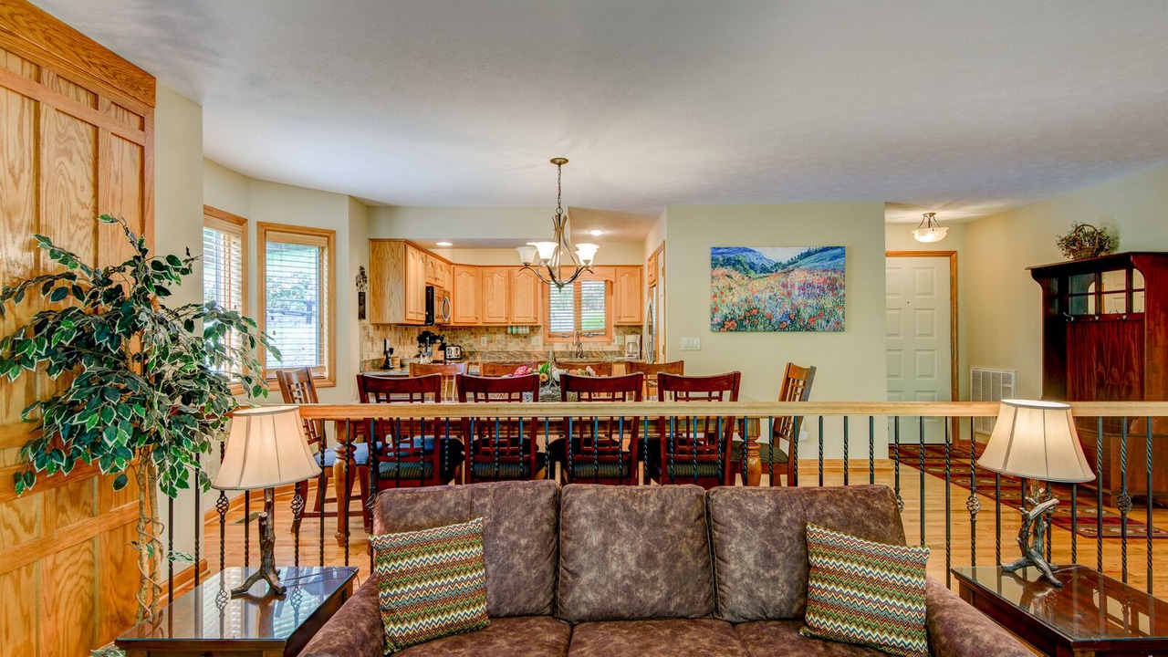 Photo of Livingroom in Blowing Rock