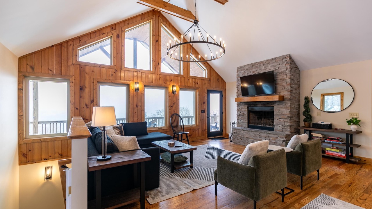 Photo of Livingroom in Blowing Rock