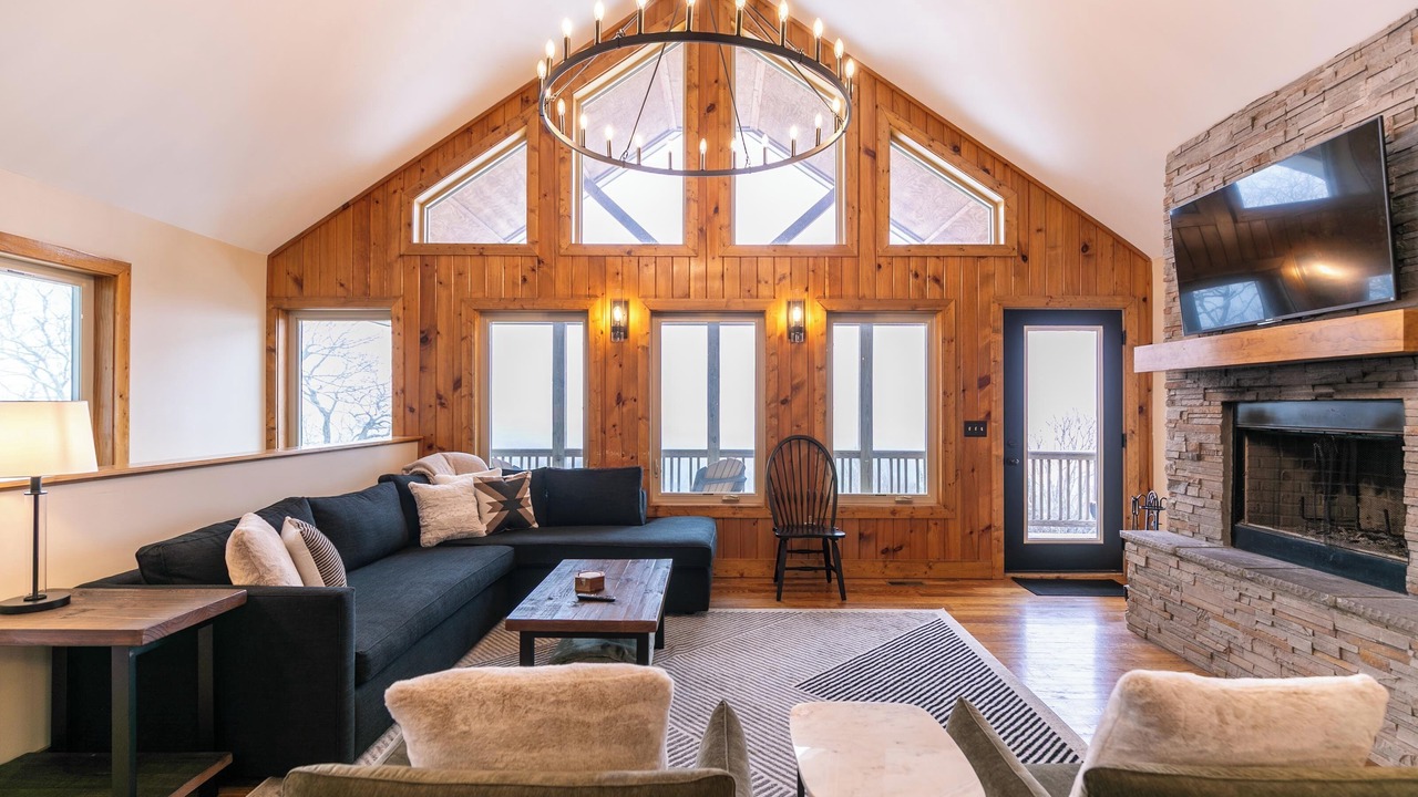 Photo of Livingroom in Blowing Rock