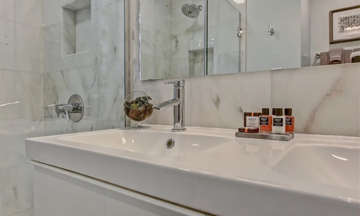 Photo of Bathroom in Cherry