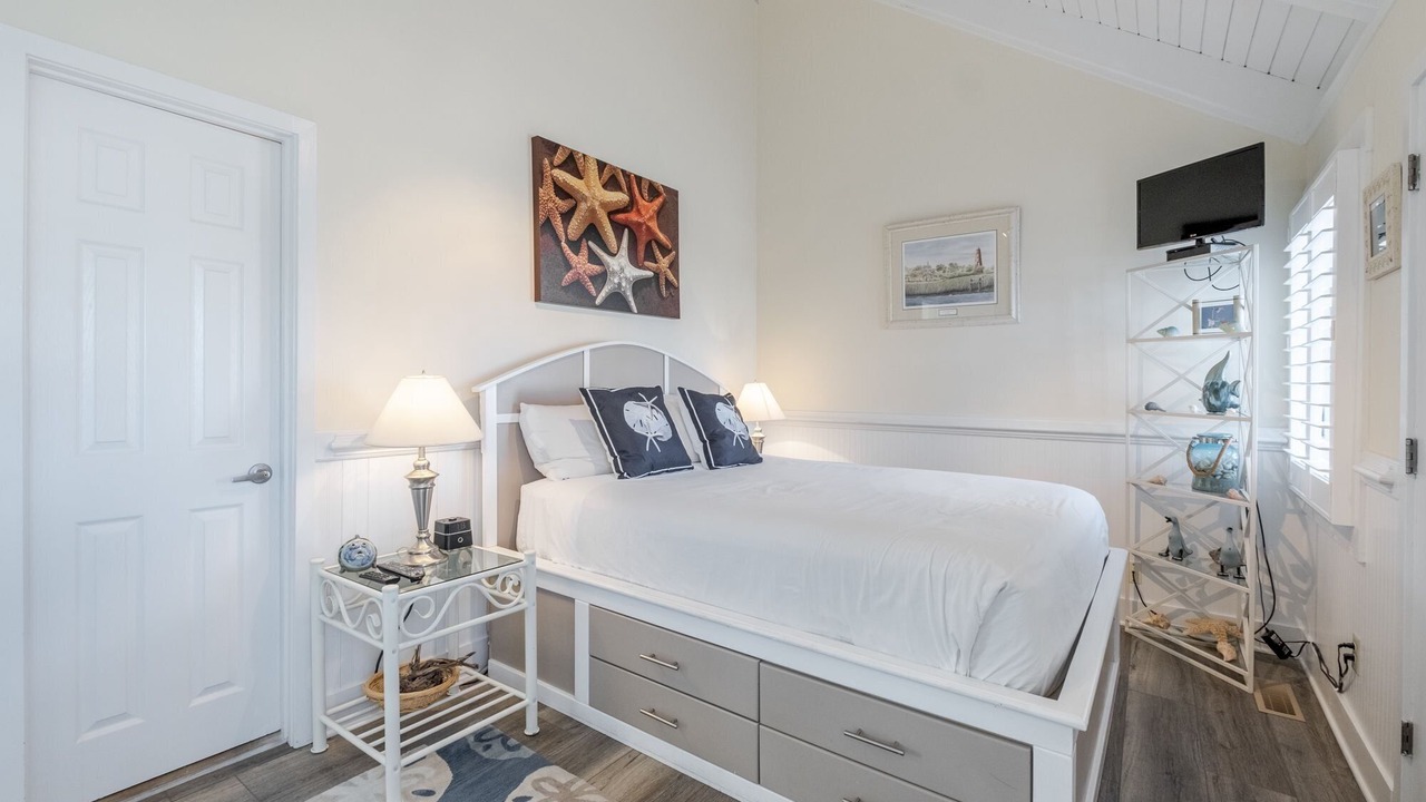 Photo of Bedroom in Bald Head Island