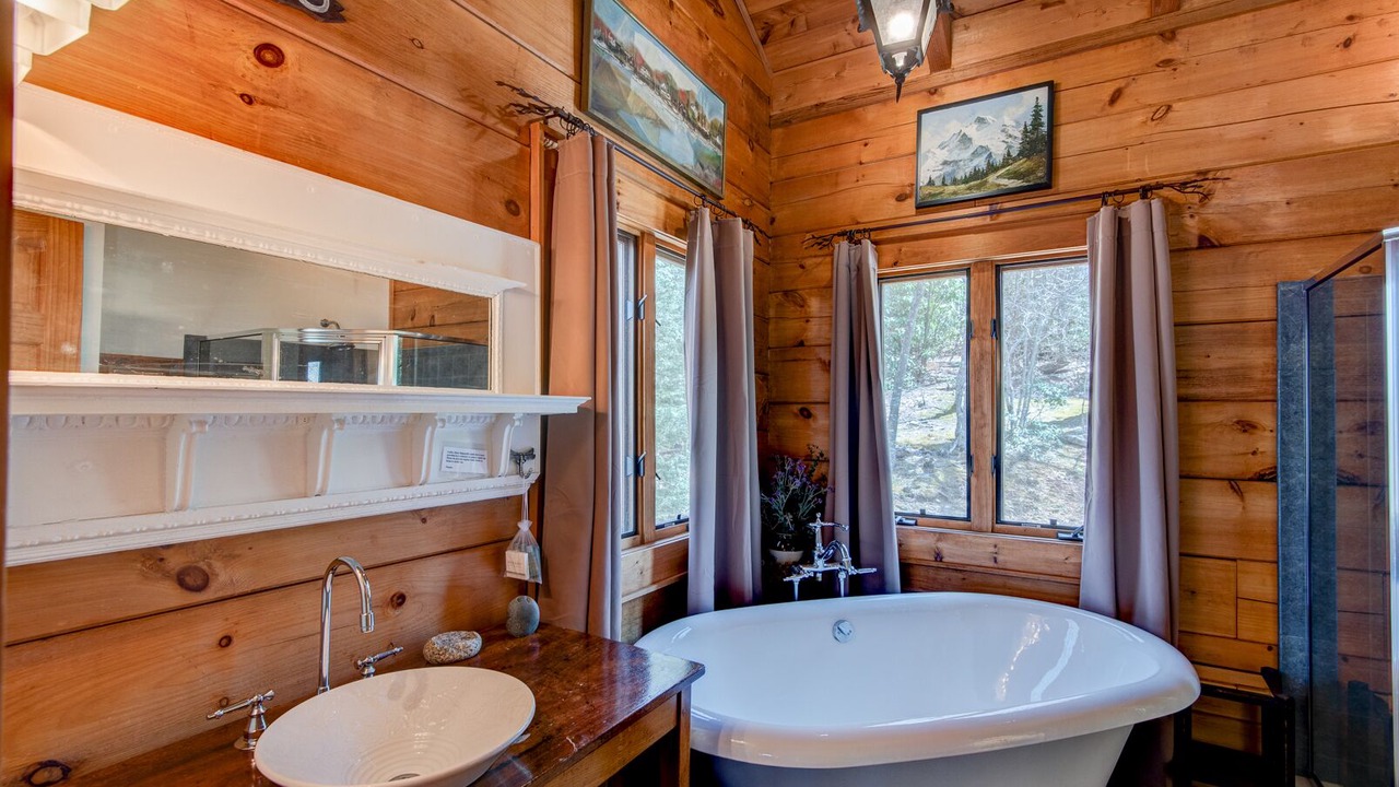 Photo of Bathroom in Boone