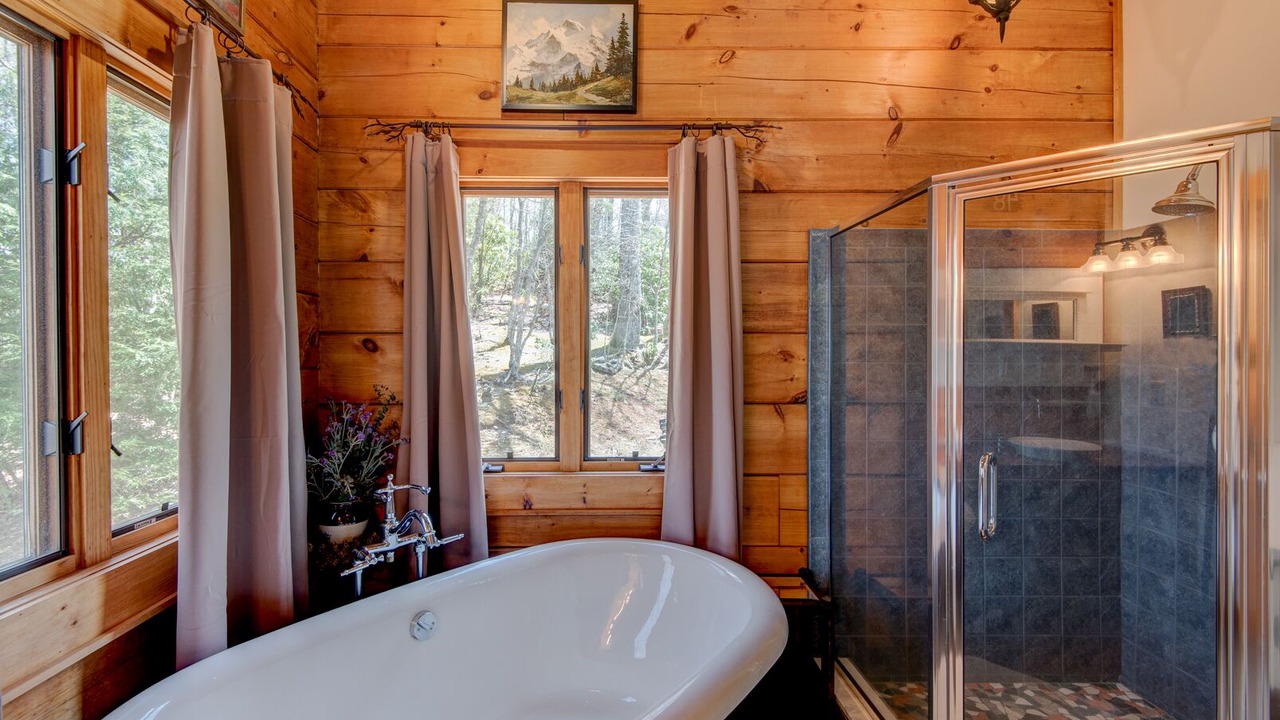 Photo of Bathroom in Boone