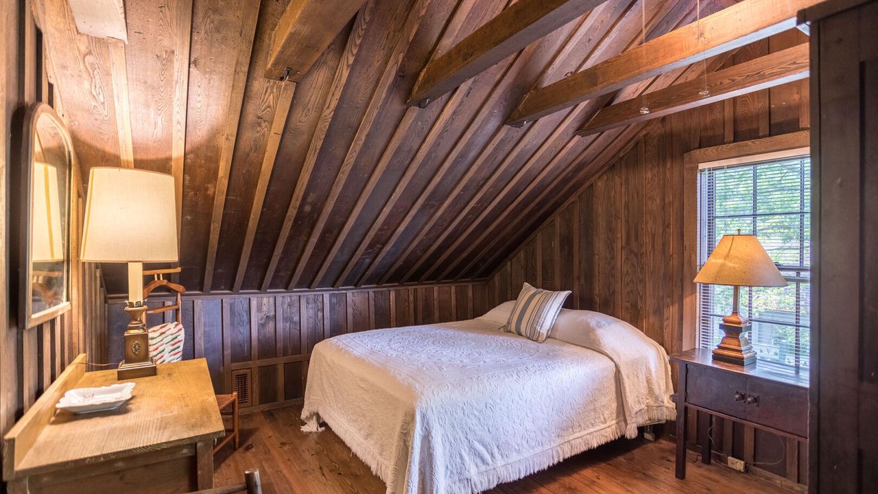 Photo of Bedroom in Blowing Rock